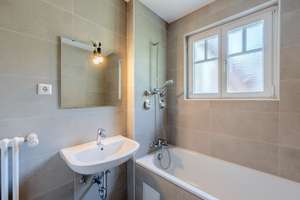 ***Erstbezug nach Sanierung: Helle 3,5-Zimmer-Maisonette im Herzen der beliebten Calwer Straße*** – Die vollständige Adresse der Immobilie erhältst du vom Anbieter., 70173 Neue Vorstadt, Stuttgart – Vorschaubild 13