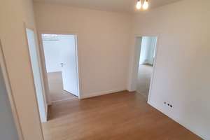  2 Zimmer Wohnung Düsseldorf Oberkassel hell mit Balkon zur Rheinseite – Die vollständige Adresse der Immobilie erhältst du vom Anbieter., 40545 Oberkassel, Düsseldorf – Vorschaubild 5