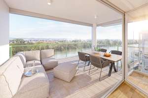 Zwischen Marina und Altstadt: Zentrale 4-Zimmer-Wohnung