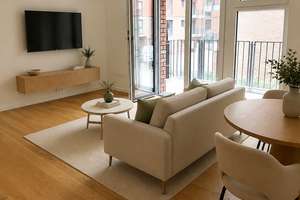 NEUBAU mit direkter Wasserlage! Kapitalanlage o. Eigennutzung! EBK, Balkon, Keller – PROVISIONSFREI – Carl-Spindler-Straße 14, 12555 Köpenick, Berlin – Vorschaubild 2