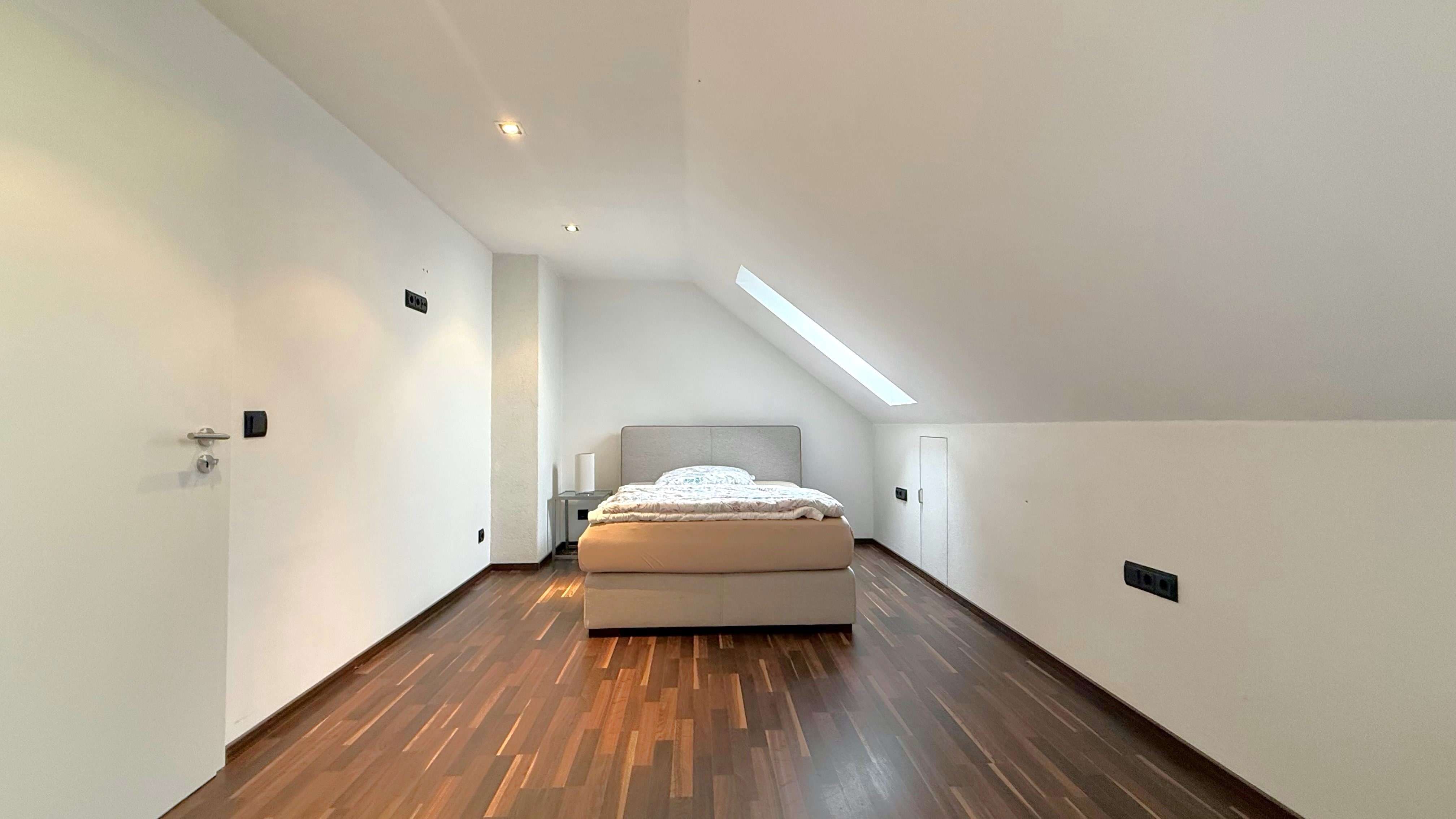 Immobilie in Neuhausen ob Eck - Familienhaus mit XXL Werkstatt - Bild 9