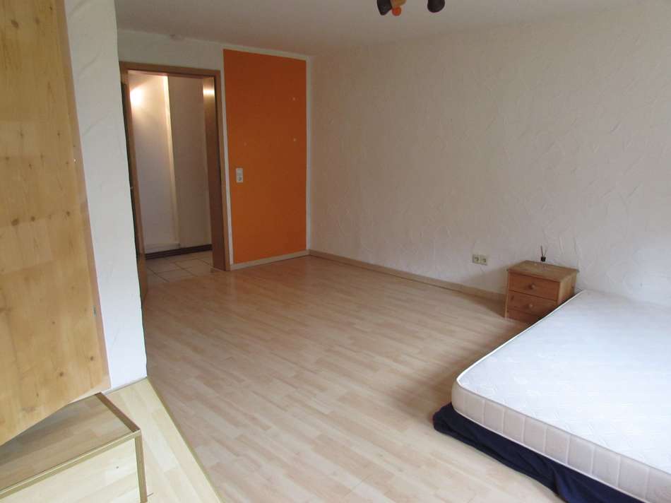 1.OG - Schlafzimmer (2)