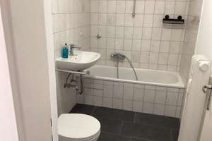 Hello 2 Zimmer-Wohnung mit Einbauküche! – Varnhagenstr. 34, 81241 Pasing, München – Vorschaubild 4