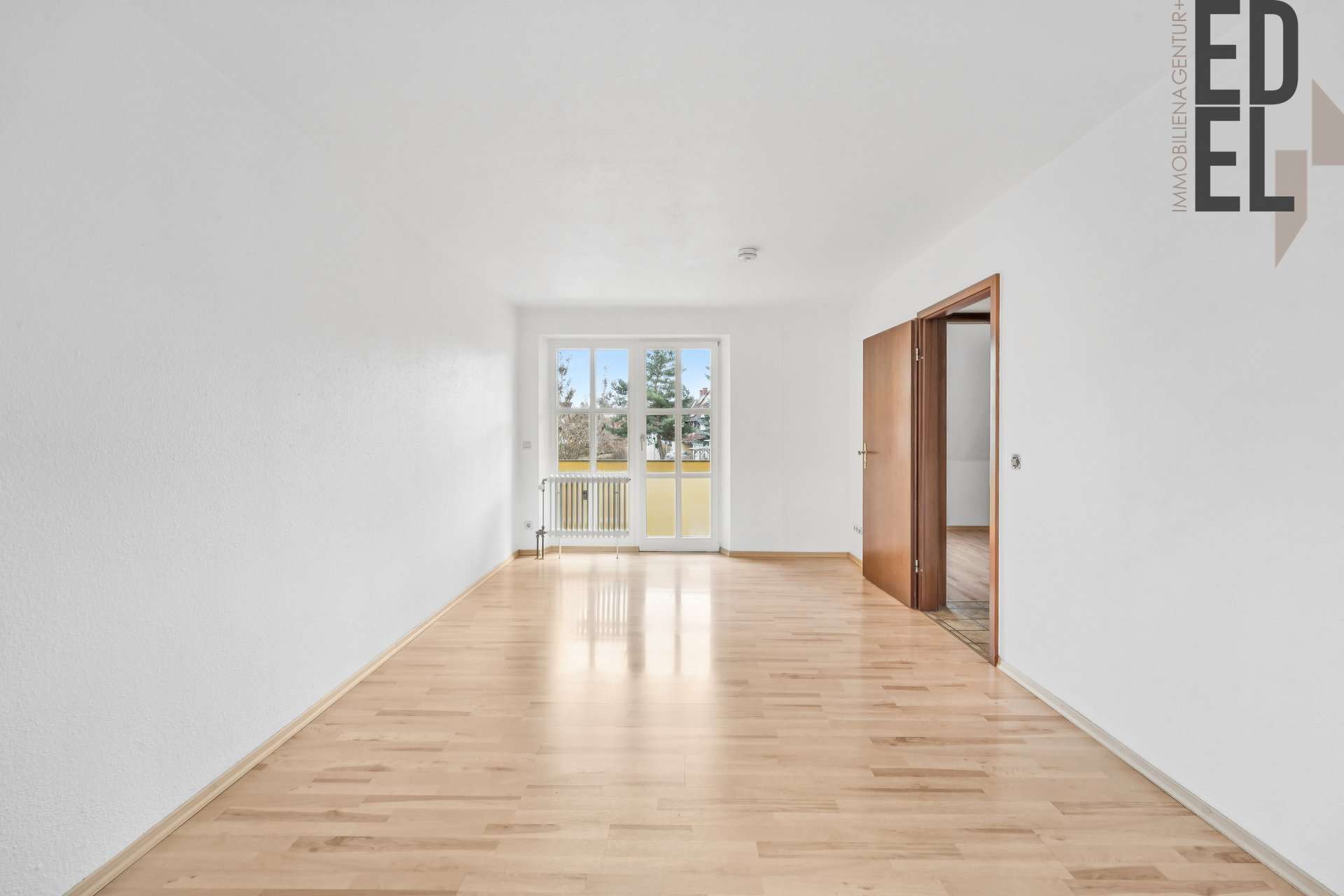 Immobilie in Neutraubling - 3-Zimmer-Maisonette mit Balkon & Stellplätzen in ruhiger Lage von Neutraubling - Bild 7