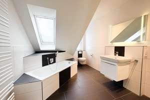 Oldenburg von ganz oben! Dachgeschosswohnung mit großer Terrasse und toller Ausstattung! – Die vollständige Adresse der Immobilie erhältst du vom Anbieter., 26135 Drielaker Moor, Oldenburg (Oldenburg) – Vorschaubild 16