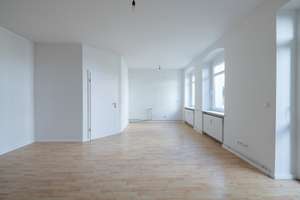 Ihr Rückzugsort: Wohnung mit Terrasse und Badewanne in Berlin-Adlershof - provisionsfrei – Handjerystraße 36, 12489 Adlershof, Berlin – Vorschaubild 13