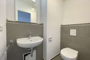 Wohnen im Neubau: Moderne 3-Zimmer-Wohnung mit Tageslichtbad, Badewanne, Dusche, Balkon, Loggia – Kreuzstraße 23, 4103 Zentrum-Ost, Leipzig – Vorschaubild 11