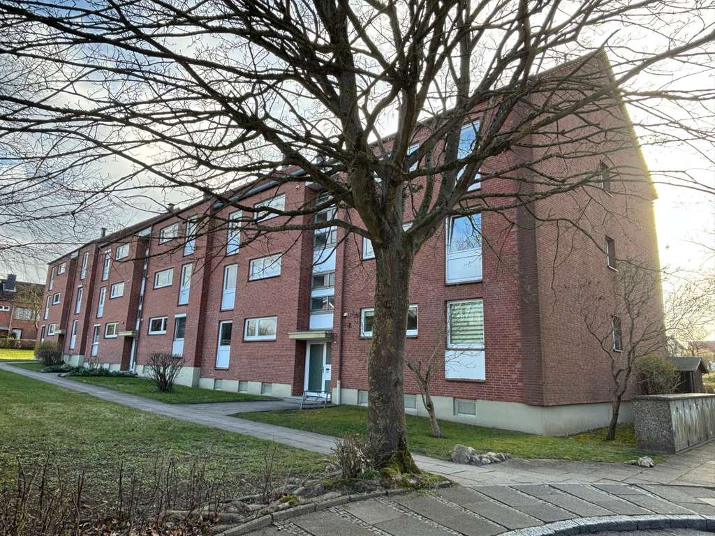 Immobilie in Eutin - Sonnige 3-Zimmer -Eigentumswohnung in ruhiger Lage von Eutin - Bild 1