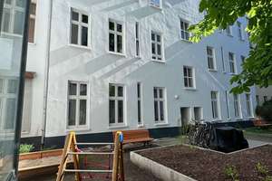 KAPITALANLAGE in TOP-LAGE Friedrichshain | Altbaucharme | attraktiv vermietet | möbliert – Die vollständige Adresse der Immobilie erhältst du vom Anbieter., 10245 Friedrichshain, Berlin – Vorschaubild 2