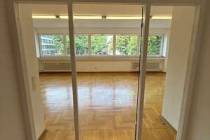 Freundliche 3-Zimmer-Wohnung mit 102 qm in Krefeld – Ostwall 53, 47798 Cracau, Krefeld – Vorschaubild 11
