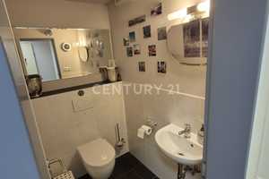 Property thumbnail 24