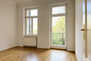 Bezugsfrei nahe Karl-Heine-Kanal: exklusive Altbauwohnung mit Sauna, Balkon und Echtholzparkett – Die vollständige Adresse der Immobilie erhältst du vom Anbieter., 4229 Plagwitz, Leipzig – Vorschaubild 8
