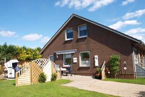 Ruhiges Zuhause mit Garten und Garage – Die vollständige Adresse der Immobilie erhältst du vom Anbieter., 25821 Bredstedt – Vorschaubild 1
