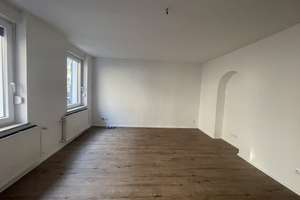 Helle renovierte EG 2 ZKDB in Herzen von Krefeld