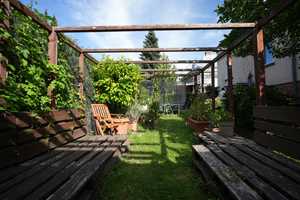 ***Kaufpreis reduziert- ein schönes Haus im Grünen zum Renovieren*** – Rosenplüterweg 19, 13465 Berlin – Vorschaubild 5
