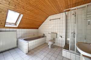 Property thumbnail 12