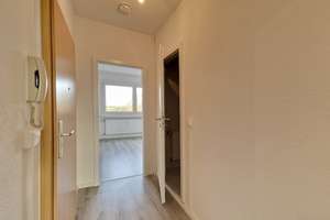 Kurzfristig Wohnung gesucht? - Wir haben eine schicke 3-Zimmer-Wohnung für Sie! – Albert-Köhler-Straße 81, 9122 Morgenleite, Chemnitz – Vorschaubild 13