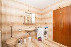 Zweifamilienhaus in ruhiger Sackgasse – flexibel nutzbar & viel Potenzial – Die vollständige Adresse der Immobilie erhältst du vom Anbieter., 93474 Arrach – Vorschaubild 21