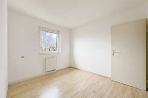 +++ offene Besichtigung 15.03. - 12:00-12:30+++ Gemütliches Reihenmittelhaus unter der Achalm! – Königssträßle 10, 72766 Reutlingen-Mitte, Reutlingen – Vorschaubild 26