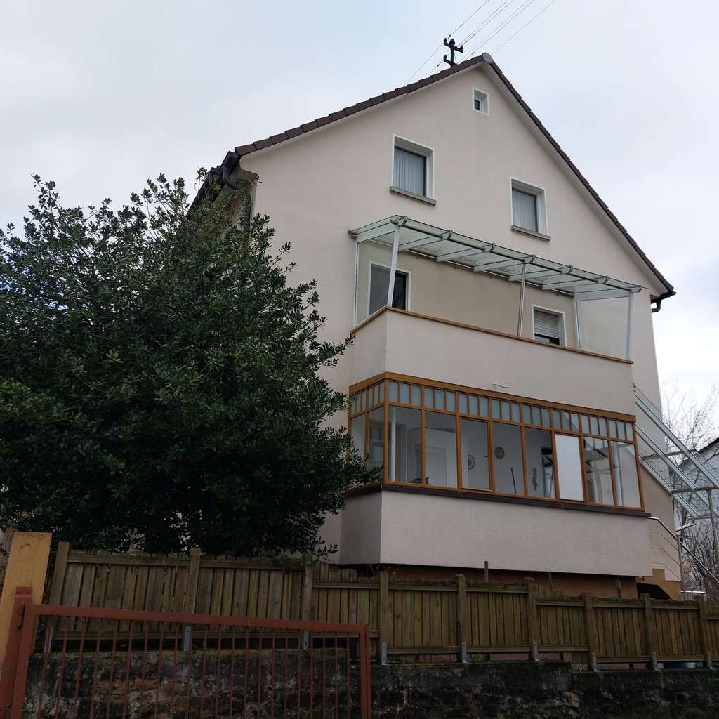Immobilie in Dossenheim - Zweifamilienhaus in begehrter Süd-Hanglage von Dossenheim – 174 m², 2 Garagen, provisionsfrei - Bild 1
