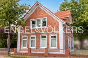 Schöner Altbau mit zwei Wohneinheiten in zentrumsnaher Lage – Verden (Kreis) – Vorschaubild 1