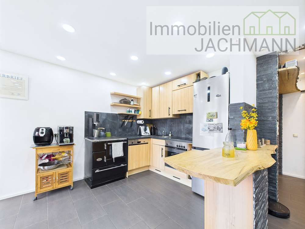 Immobilie in Schaufling - Wo Träume Wurzeln schlagen –  Anwesen in Alleinlage mit Wald und Streuobstwiese in Top-Zustand - Bild 18