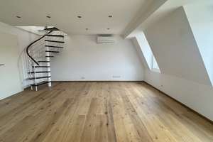Gostenhof! Helle chice u. moderne 2-Zi.-Maisonette-Whg. 70 m²,weiße Einbauküche, Klima,4.OG m.Aufzug – Die vollständige Adresse der Immobilie erhältst du vom Anbieter., 90429 Bärenschanze, Nürnberg – Vorschaubild 3