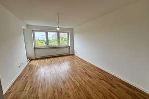 Charmante 1,5-Zimmer-Wohnung in München mit Balkon – 81737 Neuperlach, München – Vorschaubild 2