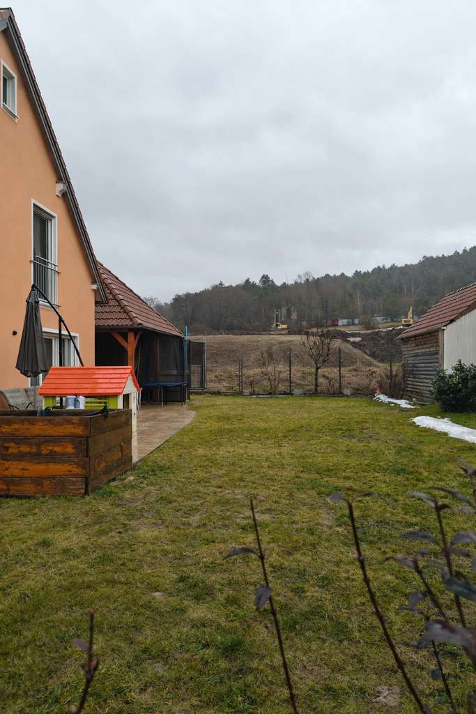 Immobilie in Sengenthal - Schönes Einfamilienhaus mit Garten in Sengenthal - Bild 3