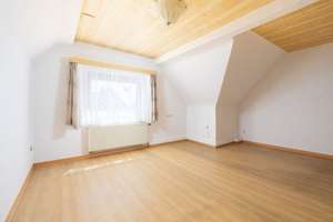 Farge// Einfamilienhaus auf einem 943 m² großen Grundstück – Die vollständige Adresse der Immobilie erhältst du vom Anbieter., 28777 Rekum, Bremen – Vorschaubild 11