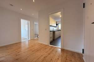 Zu Verkaufen! Frisch renovierte 3-Zimmer-Wohnung mit Balkon und Stellplatz/Garage in Mariendorf! – Marmaraweg 45, 12109 Mariendorf, Berlin – Vorschaubild 26