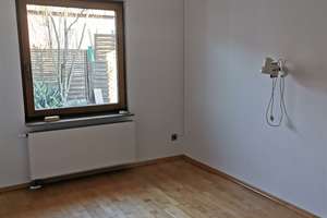 Bungalow mit ELW und atemberaubender  Sicht auf Regensburg und den Dom - Erfüllung Ihres Traumes! – Die vollständige Adresse der Immobilie erhältst du vom Anbieter., 93057 Sallern-Gallingkofen, Regensburg – Vorschaubild 20