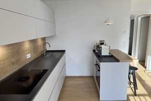 Sonnige, exklusive 3-Zimmer-Wohnung in München-Aubing – neuwertig, Südausrichtung, mit Einbauküche – Maria-Arndts-Straße 5, 81249 München – Vorschaubild 5