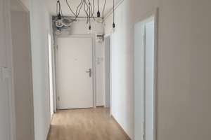 Helles WG-Zimmer in Zuffenhausen ab 15.12.25 oder 1.1.26 – Markomannenstraße 27, 70435 Zuffenhausen-Hohenstein, Stuttgart – Vorschaubild 4