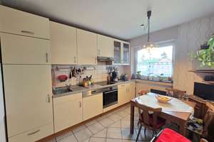 Schöne Kapitalanlage im Ortskern von Friedrichsfeld mit großem Balkon und Aufzug – Bülowstraße 61, 46562 Voerde (Niederrhein) – Vorschaubild 2