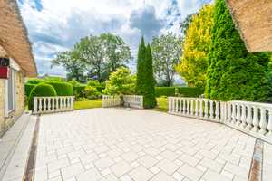 Exklusives Reetdachanwesen mit großzügiger Auffahrt, Kamin & Gartenidylle – Rendsburg-Eckernförde (Kreis) – Vorschaubild 10