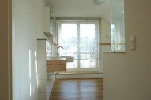 Exclusive Dachgeschosswohnung Weitblick – Die vollständige Adresse der Immobilie erhältst du vom Anbieter., 70372 Kurpark, Stuttgart – Vorschaubild 3