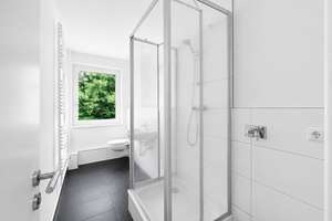 Erstbezug nach Sanierung – gepfl. 2-Zi-Whg, 45 m² mit offener EBK & modernem Tageslichtbad – Die vollständige Adresse der Immobilie erhältst du vom Anbieter., 12247 Lankwitz, Berlin – Vorschaubild 5