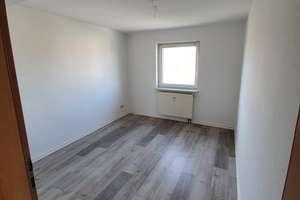 Großzügige Familienwohnung ! Toll renoviert - Sonnenbalkon inklusive – Radegaster Straße 13, 6842 Innerstädtischer Bereich Süd, Dessau-Roßlau – Vorschaubild 5