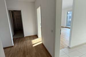 Moderne 3-Zimmer Wohnung mit Einbauküche und Balkon am Mauerpark – Lichtburgring 2, 13355 Gesundbrunnen, Berlin – Vorschaubild 1