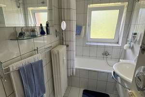 Helle & freundliche 2,5 Zimmerwohnung mit EBK und Balkon zum 01.09.2026 zu vermieten. – Masurenring 73, 24149 Neumühlen-Dietrichsdorf, Kiel – Vorschaubild 8