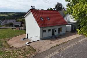 Kernsaniert und modernisiert - Ihr neues Zuhause mit Wohnkomfort auf Neubauniveau in der Eifel – 53940 Hellenthal – Vorschaubild 5