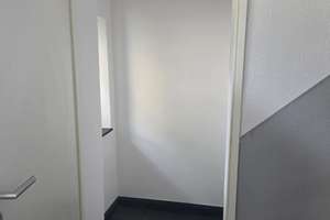 Exklusive 3-Zimmer-Wohnung mit gehobener Innenausstattung und Balkon in Dortmunder Gerichtsviertel! – Gerichtstraße 15, 44135 Kaiserbrunnen, Dortmund – Vorschaubild 15