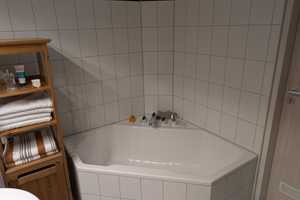 Sonnendurchflutete Wohnung in Aussichtslage – Stuttgart – Vorschaubild 12
