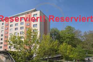 Anlage-Objekt mit 2 Zimmern, Garage, 7. Geschoss, Burgblick, Parkblick