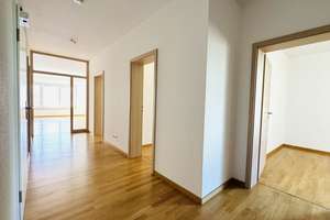 Hochwertige 4-Zimmer Stadtwohnung mit großem Garten / Nähe ZEISS Hightech-Standort – Kochstraße 1, 7745 Jena-Süd, Jena – Vorschaubild 4