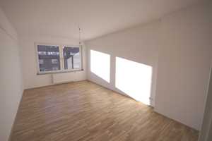 Stilvolle, vollst. renovierte 2-Zimmer-Wohnung mit Wohnküche und Balkon – Yorkstraße 1, 40476 Düsseldorf – Vorschaubild 8