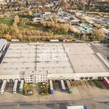 Logistikfläche in Gelsenkirchen | 26 Rampen u. anliegendes Büro | RUHR REAL