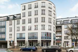 Helle und gepflegte Erdgeschosswohnung mit Terrasse und Tiefgaragenstellplatz