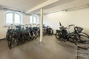 Repräsentative Beletage: Historisches Flair trifft modernes Wohnen – Die vollständige Adresse der Immobilie erhältst du vom Anbieter., 20085 Uhlenhorst, Hamburg – Vorschaubild 12